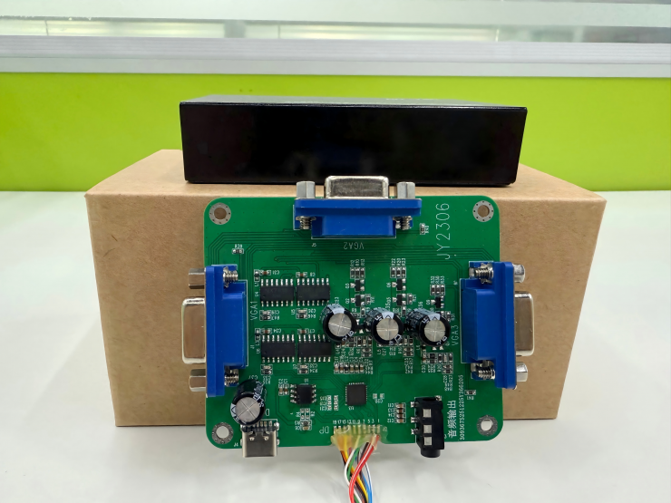 ����оƬʵ�ָ�������������ͻ�ƣ�DPת��·VGA����ͬ���������