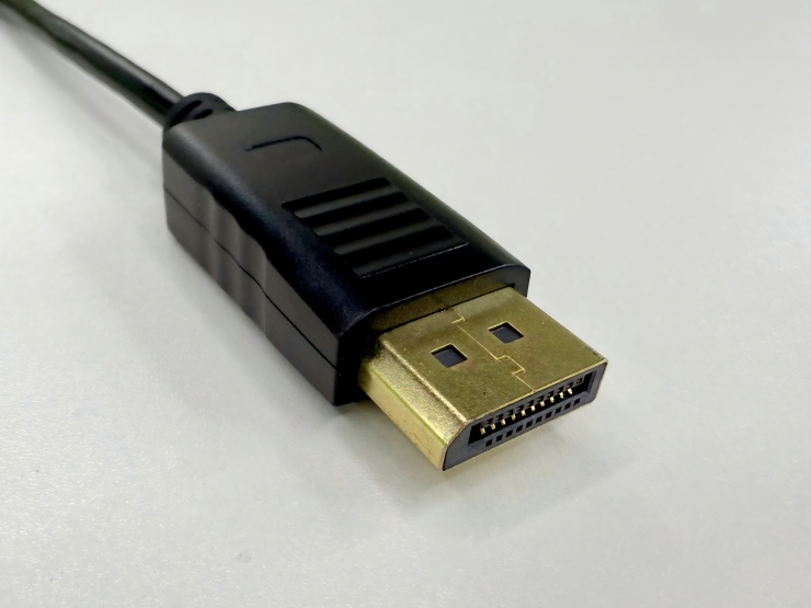 ����оƬʵ�ָ�������������ͻ�ƣ�DPת��·VGA����ͬ���������