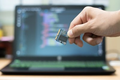 ����Ա��������RISC-V��Դ�ܹ���ȫ��оƬ����ģʽ��������ս